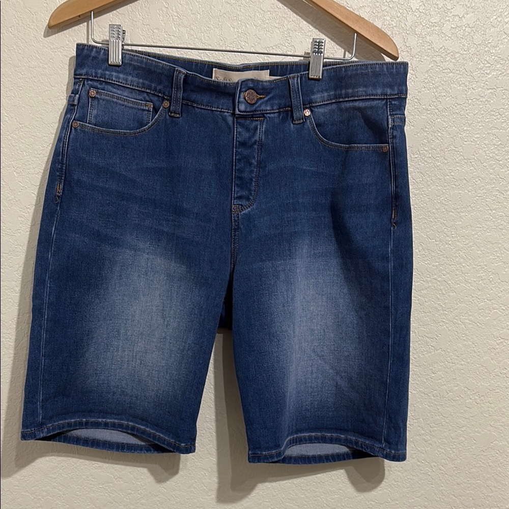 Soft Surroundings Bermuda stretch shorts size large